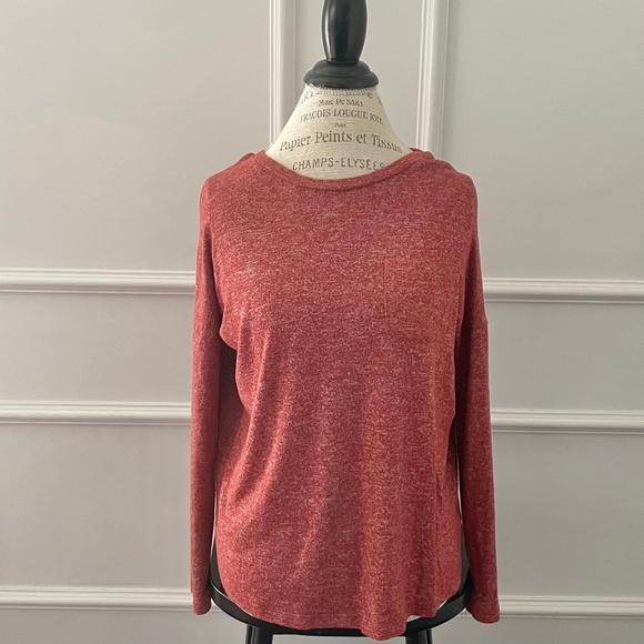 Long sleeve Heather Clay red single breast pocket slouchy drop shoulder shirt - Picture 1 of 8